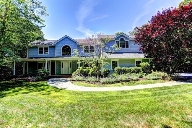 Foto del edificio - 14 Mountain Laurel Ln