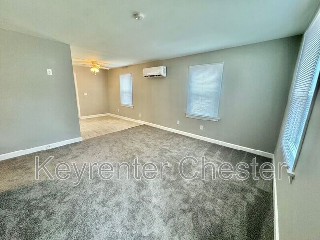 Building Photo - 2607 Petersburg St