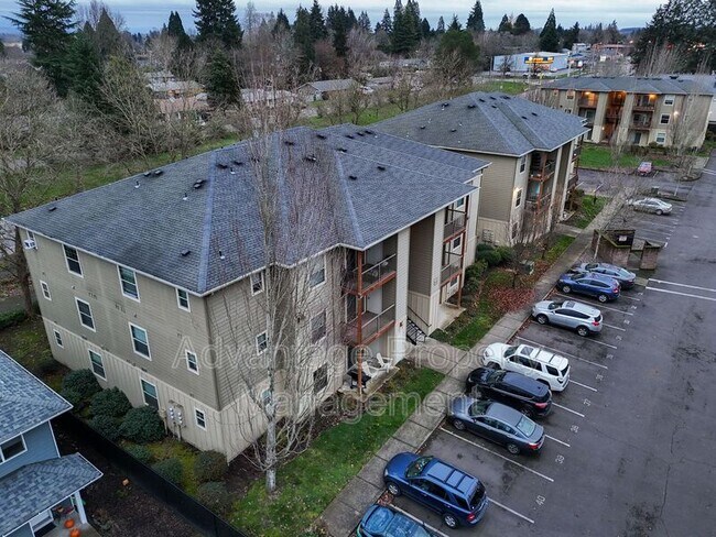 Building Photo - 501 Catron St N