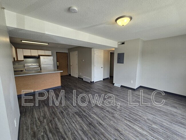 Foto del edificio - 60 Miller Ave SW