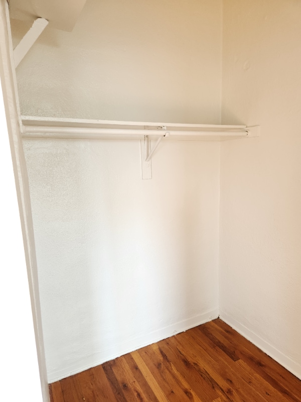 Building Photo - 1845 N Gramercy Pl