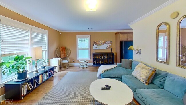 Foto del edificio - 20 Hilliard St NE