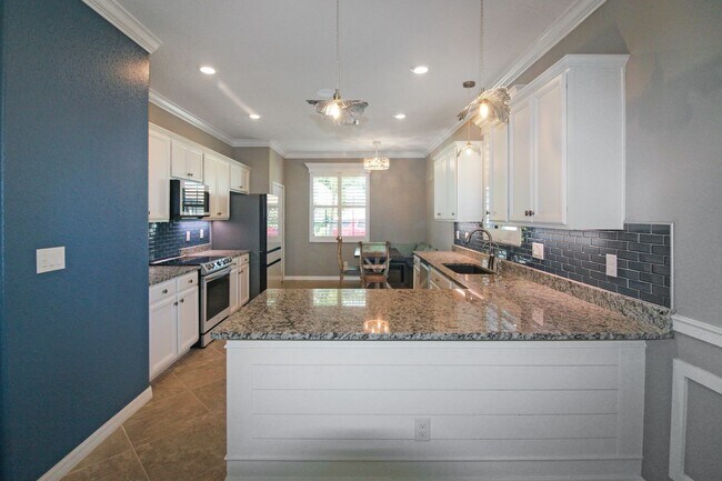 Foto del edificio - Sarasota National Annual Pool Home for Rent