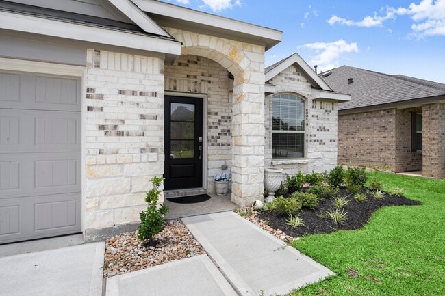 Building Photo - 3149 Catalonion Ct