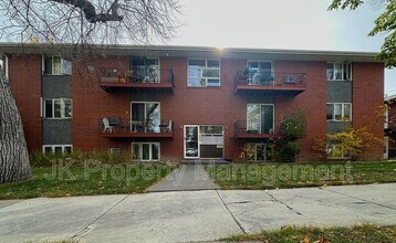 Building Photo - 1110 2nd Ave S