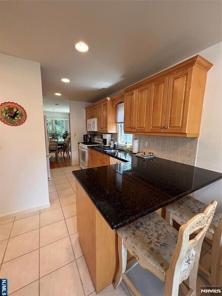 Building Photo - 87 Trotters Ln