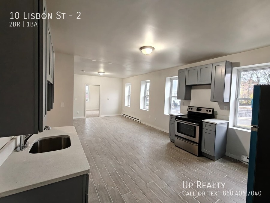 Primary Photo - 10 Lisbon St