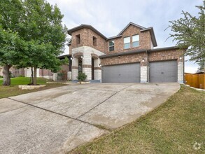 Building Photo - 4312 Privacy Hedge St