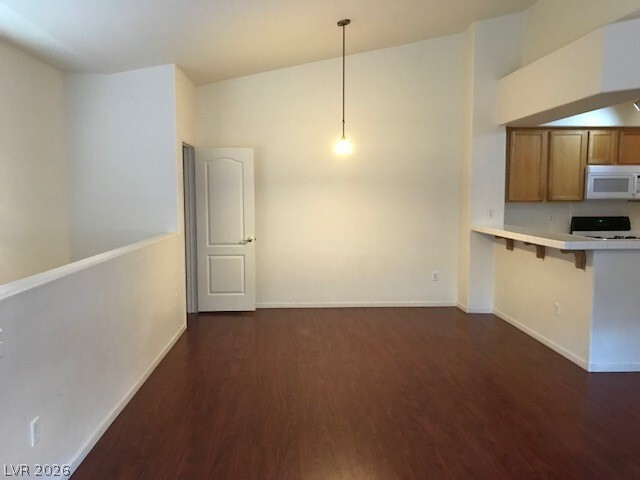 Building Photo - 9901 Trailwood Dr