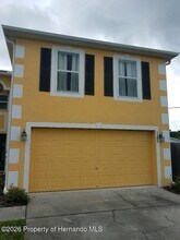 Building Photo - 6289 Freeport Dr