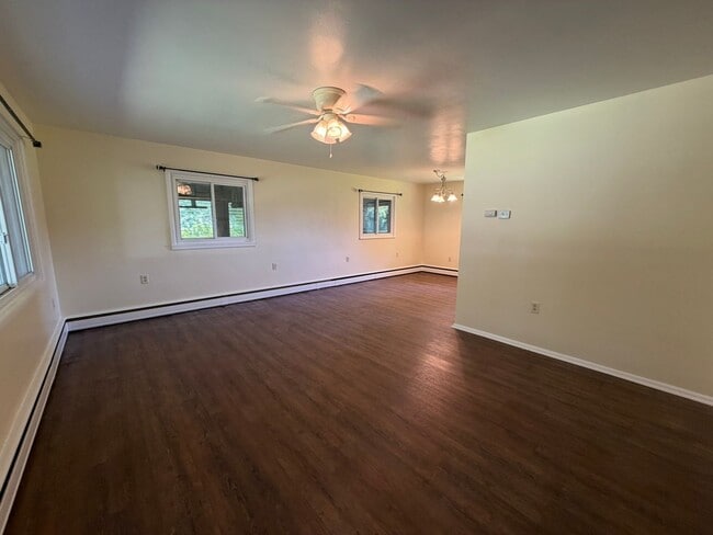 Building Photo - 3737 W Howell Rd
