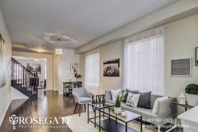 Photo du bâtiment - Spacious 4-Bedroom Main Level Home with Garage, Backyard & 3 Parking – Brampton