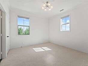 Building Photo - 101 Hemisphere