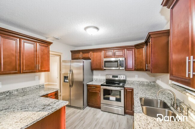 Building Photo - 5715 Hillman Dr 14, Jacksonville, FL 32244