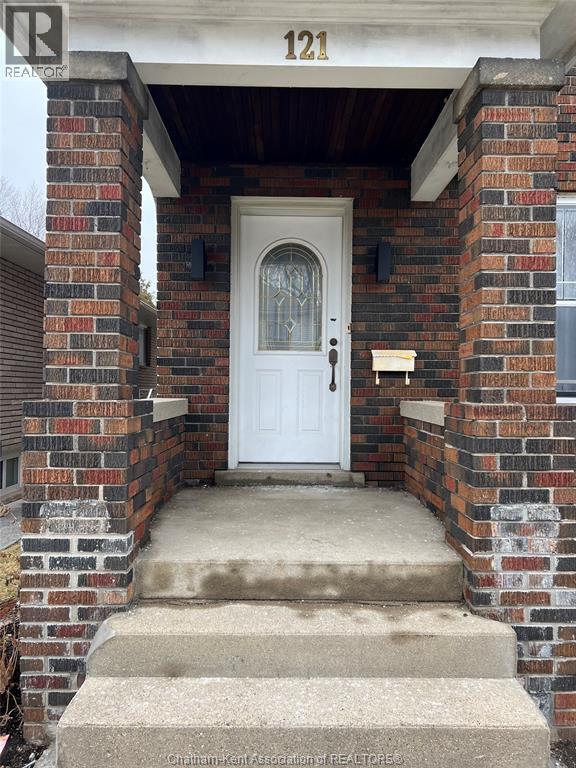 Photo du bâtiment - 121 William St N