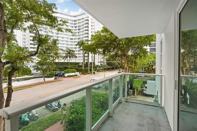 Foto del edificio - 1035 West Ave