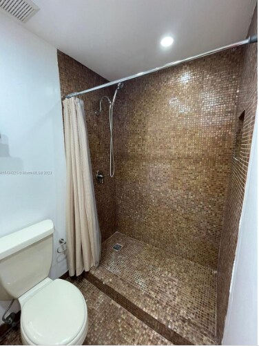 Building Photo - 2225 SW 25th Ter