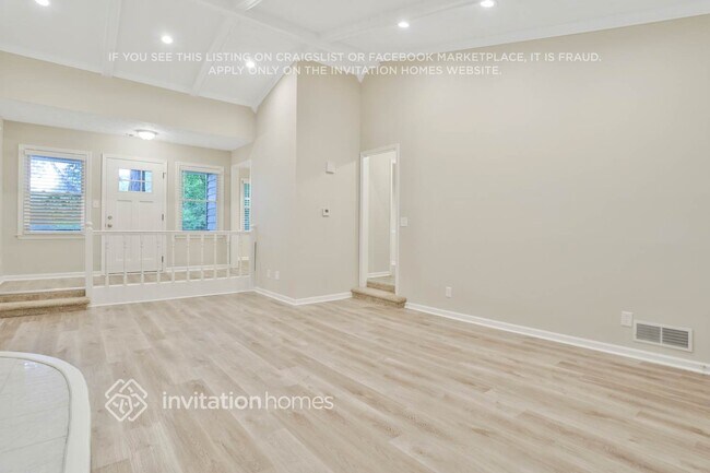 Foto del edificio - 349 Charmers Way SW