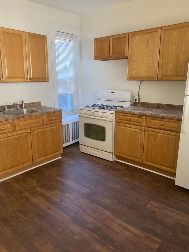 Foto del edificio - 3845 Poplar St