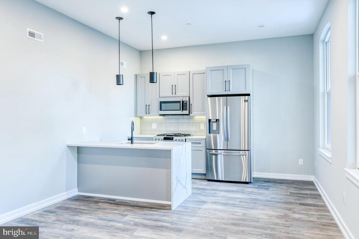 Foto principal - 2026 Spring Garden St