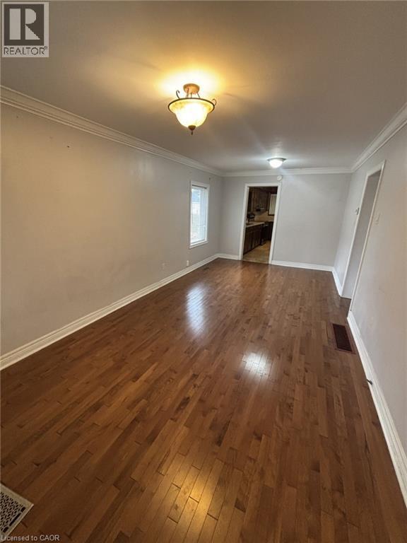 Photo du bâtiment - 205 Ivon Ave