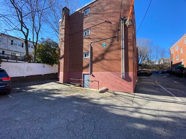 Foto del edificio - 18 Prospect St