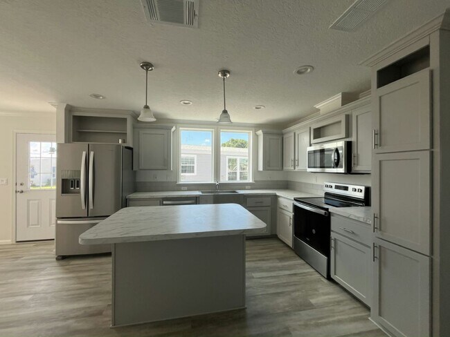 Building Photo - 246 Bimini Cay Cir