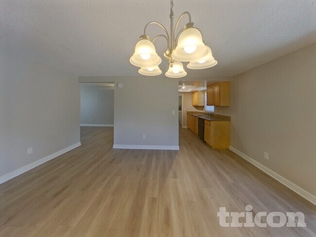 Foto del edificio - 816 Granite Rd