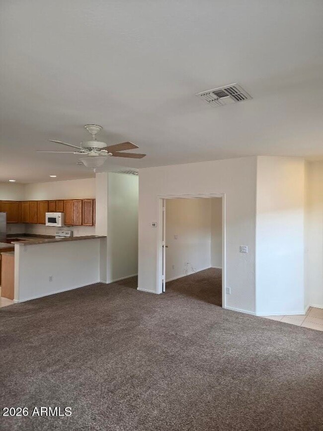 Building Photo - 12901 W Glenrosa Dr