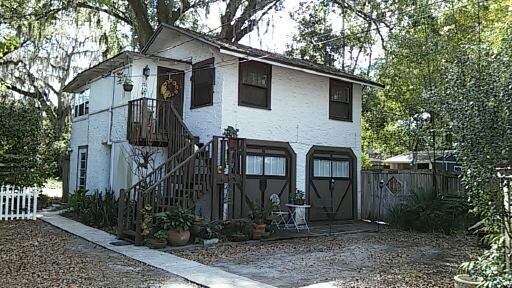 2nd Floor/1 Bedroom Apt - 210 Oglethorpe Pl