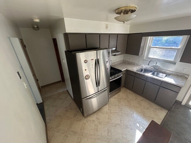 Building Photo - Arnold1313-1315