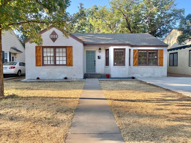 Foto del edificio - PRE- LEASING NOW for 7/09/2026