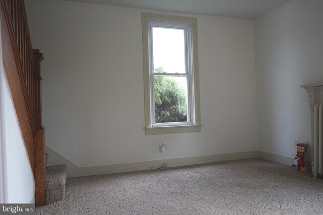 Building Photo - 218 Falling Spring Rd
