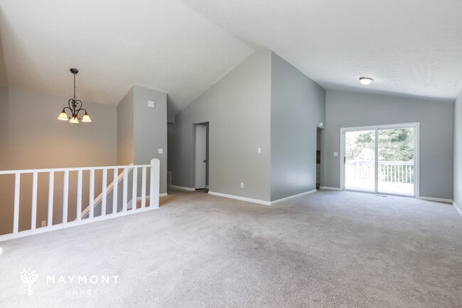 Foto del edificio - 8587 Creekview Ct