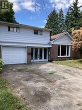 Building Photo - 152 Thickson Rd N