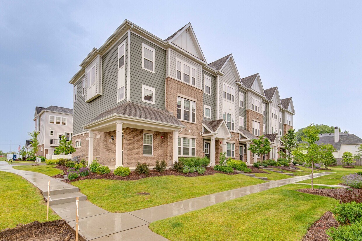Foto principal - 121 Yorktown Ct