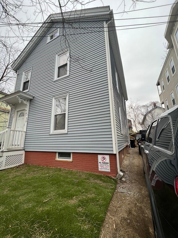Primary Photo - 39 Fairmont St