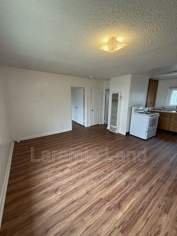 Foto del edificio - 859 N 4th St