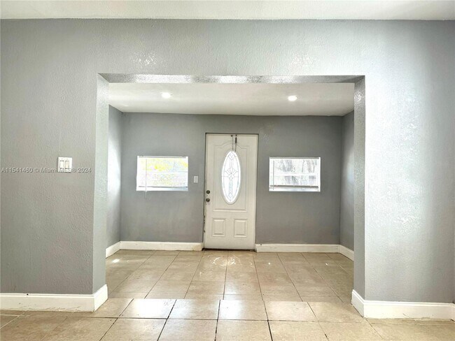 Foto del edificio - 1485 NW 51st Terrace