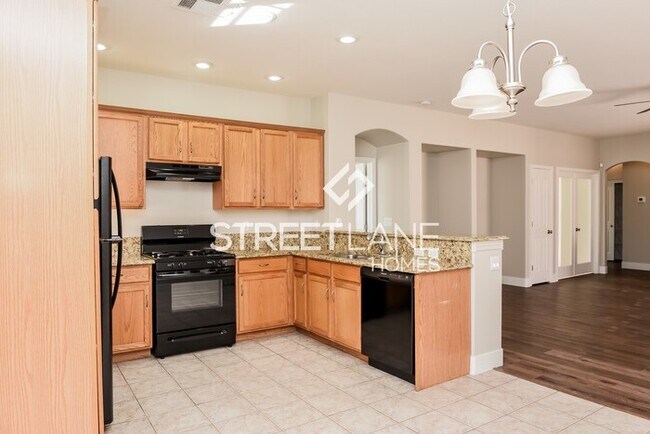 Building Photo - REDUCED PRICE!