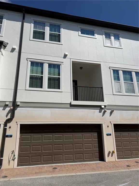 Foto del edificio - 94 Boardwalk Ave