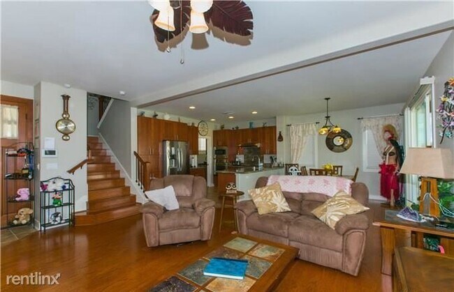Building Photo - 4 br, 3 bath House - 91-214 Kuloihi Place