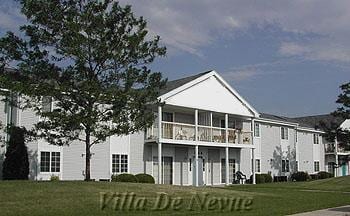 Building Photo - Villa DeNevue Apartments