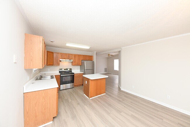 Building Photo - 1663 Sails Way