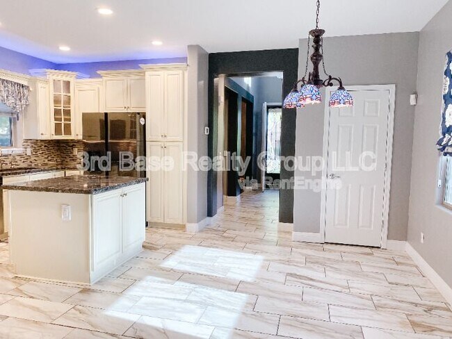 Foto del edificio - 21088 W Maiden Ln