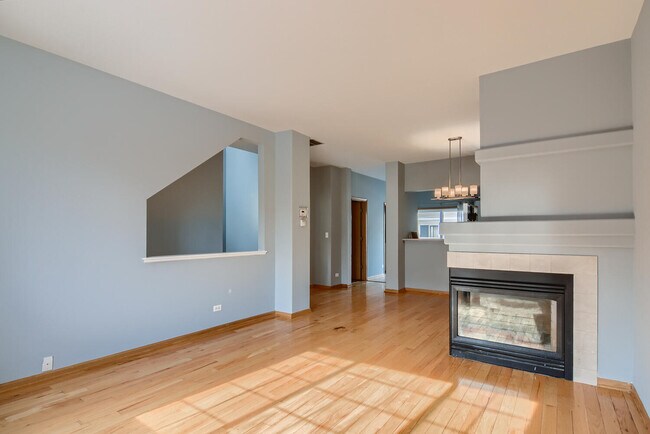 Building Photo - 936 Mayfair Ct