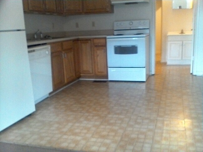 Cocina - 1003 Roberson St SW