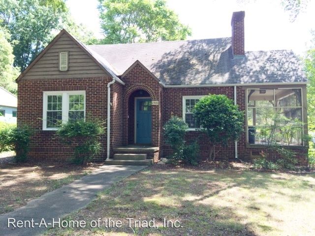 Building Photo - 2300 Lawndale Dr