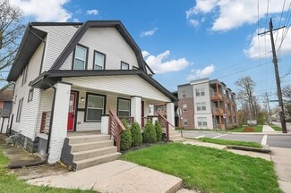 Building Photo - 322-324-324 Woodland Ave