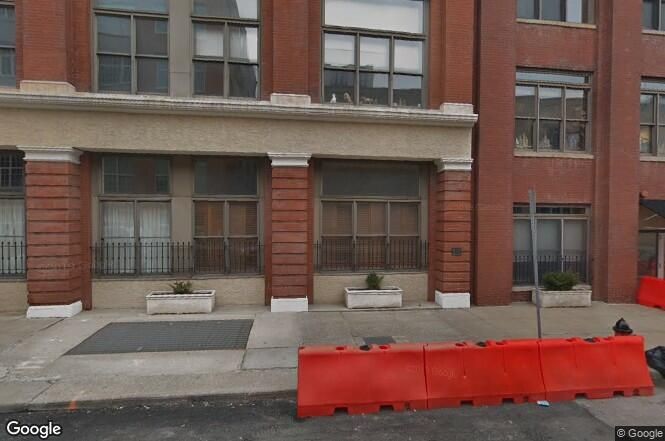 Primary Photo - 306 W 7th St - Studio / Loft